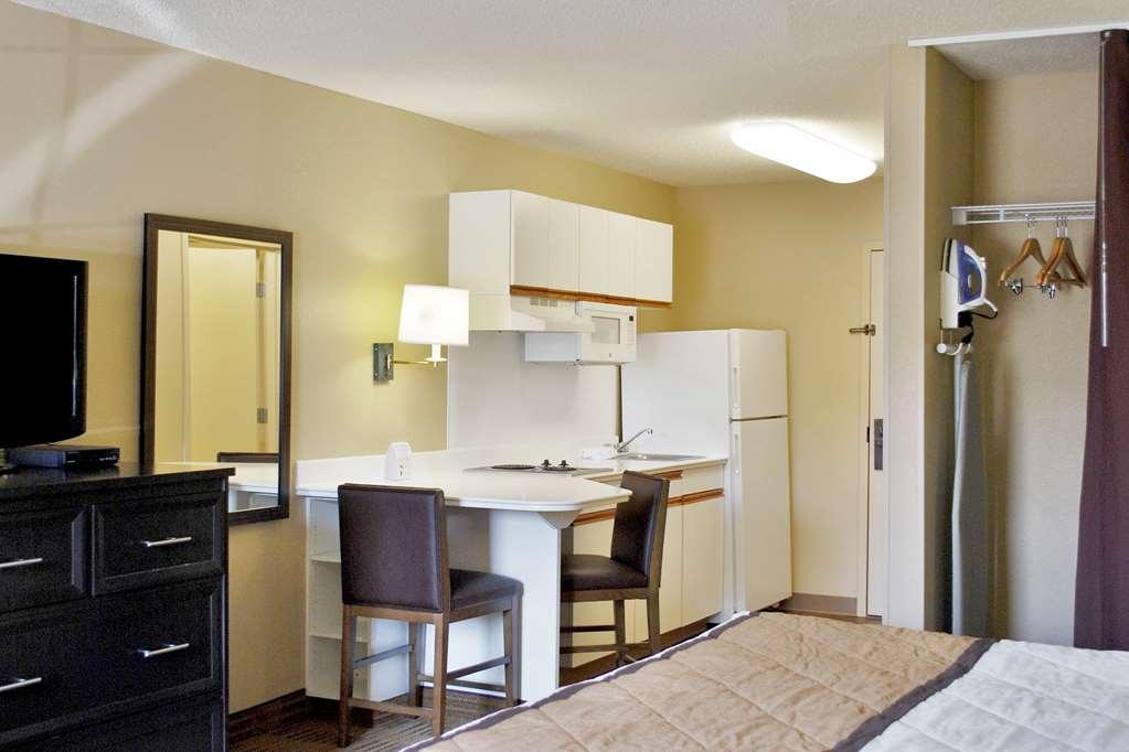 Red Roof Inn Southfield Room photo